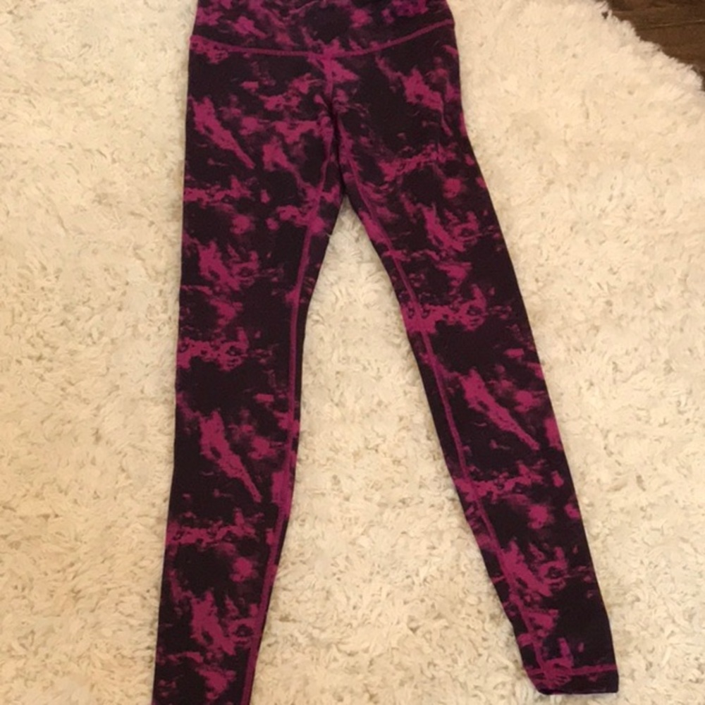 Lululemon pink legging